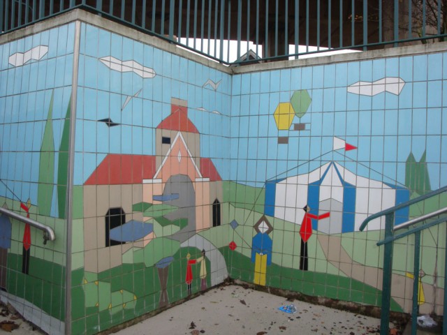 Fiveways Subway Tiling Detail Church and Tent