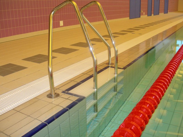 032L-NEWMARKET-LEISURE-CENTRE-010