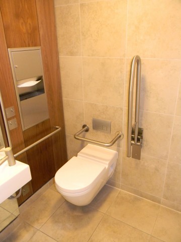 040G-84-Eccleston-Square