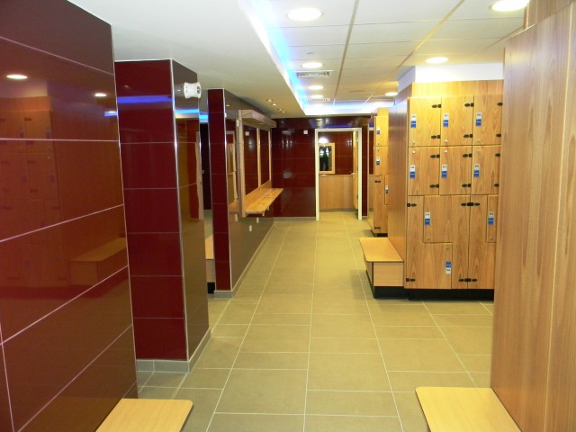 One Leisure, St. Neots - Female Changing Room4