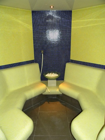 One Leisure, St. Neots - Pure Spa Sauna