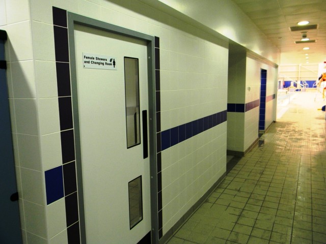 Garons Pool - Changing Village WC